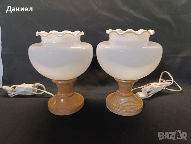 Ретро настолни лампи