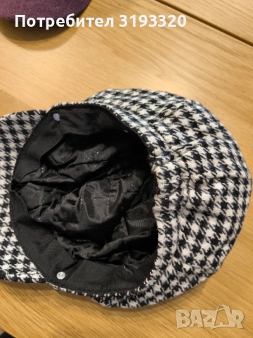 Шапки различни цветове и модели, снимка 8 - Шапки - 53211166