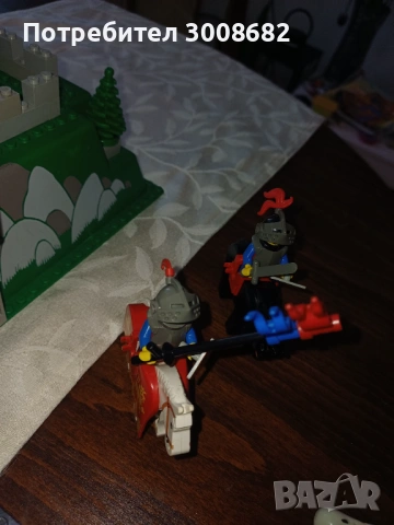 Продавам лего/lego замък, снимка 10 - Конструктори - 53810552