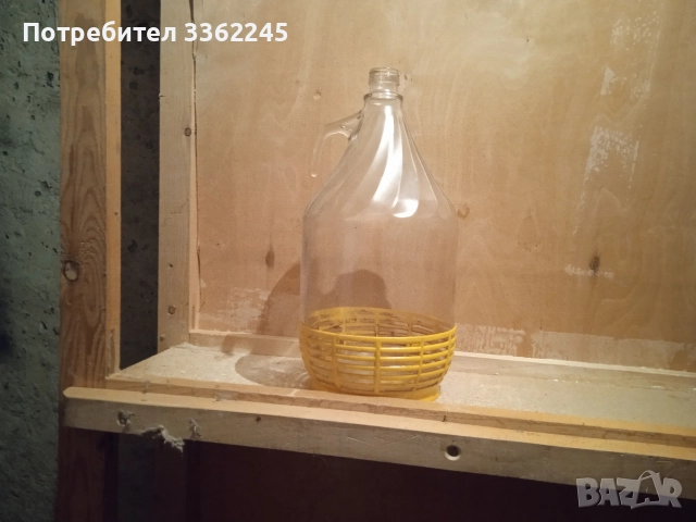 Продавам дамаджана стъклена 5 литра, снимка 2 - Други стоки за дома - 52643439