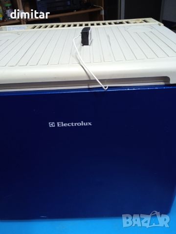 Амонячен хладилник ELECTROLUX на 12/220 волта и газ, снимка 4 - Хладилници - 46343698