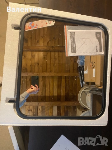 Стенно огледало с дървен рафт 55х55, снимка 6 - Огледала - 52503317