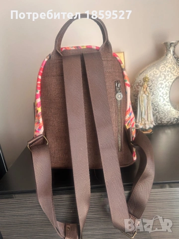 Дамска раница Desigual, снимка 2 - Раници - 53769417