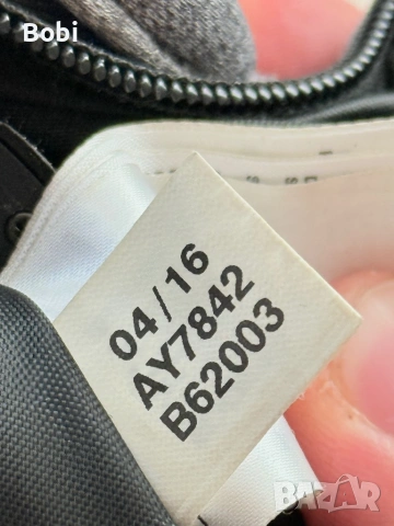 Adidas Originals чанта през рамо, снимка 4 - Чанти - 53679853