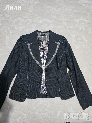 Елегантно сако Rosi Fashion размер M