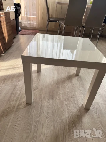 Бяла холна масичка, снимка 2 - Маси - 51423860