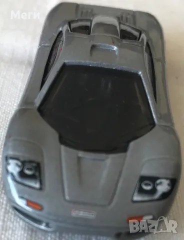 Колекционерска Количка Hot Wheels McLaren F1 – Magnesium Silver – Колекционерски Модел, снимка 1 - Колекции - 46987115