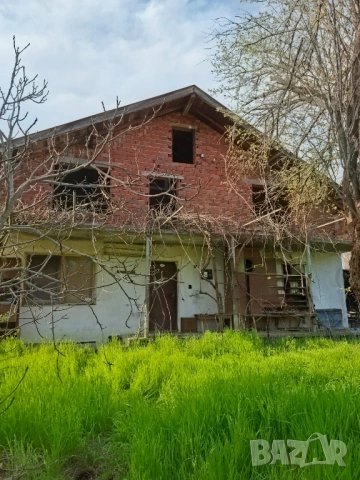 Продавам масивна тухлена къща, 95 кв.м в село Корен, област Хасково