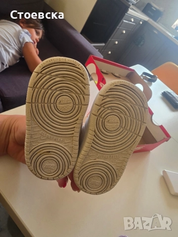 Детски обувки Nike, снимка 3 - Детски маратонки - 52321759