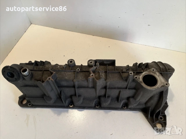Капак на клапани Om266 бензин за Mercedes B Class W245 B170 (2008) A2660100630