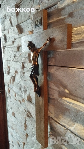 голям кръст с разпятие, снимка 3 - Декорация за дома - 54245456
