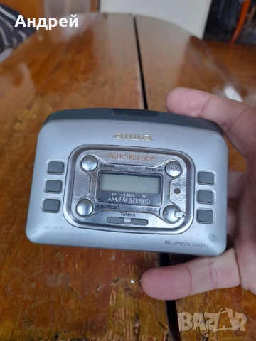 Стар уокмен Aiwa, снимка 2 - Антикварни и старинни предмети - 52267424