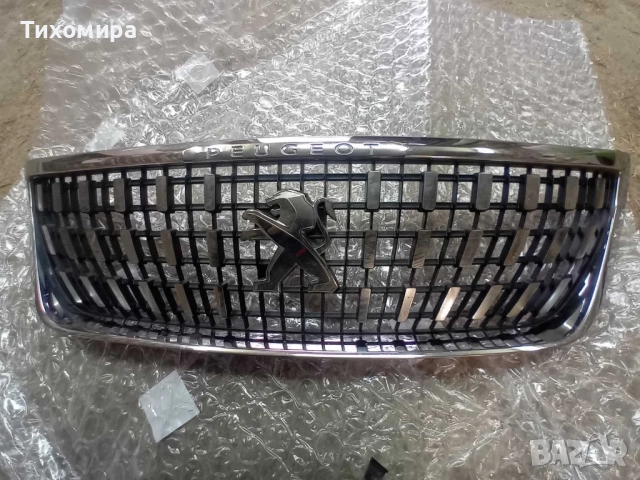 Радиаторна решетка Пежо 3008, снимка 3 - Части - 52584061