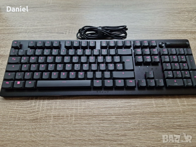 Razer Deathstalker V2 Pro Wireless Безжична Клавиатура с проблем, снимка 2 - Клавиатури и мишки - 54235344
