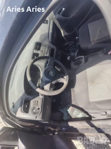 VW Polo 1,2 i , Фолксваген Поло на части! Май 2012,, снимка 5 - Автомобили и джипове - 50141996