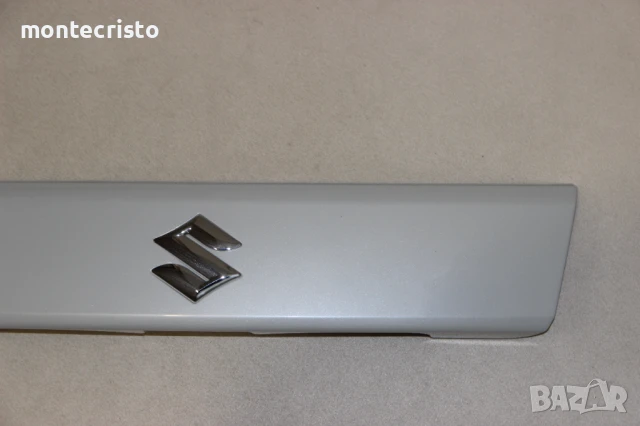 Панел заден капак Suzuki Splash (2008-2014г.) 8394151K10 задна емблема 83941-51K10, снимка 3 - Части - 51200422