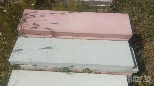 Бетонни ПЪТЕКИ сиви и цветни, ВТОРО качество.. Имаме с различни шарки, орнаменти и различни цветове.