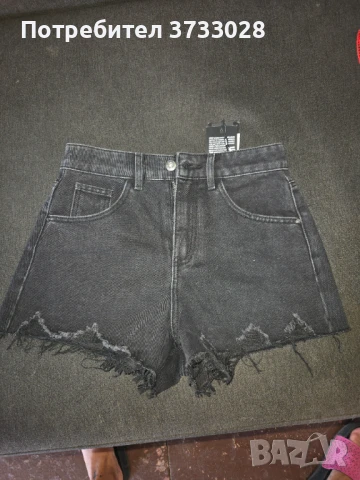 Панталон , снимка 2 - Къси панталони и бермуди - 50698646