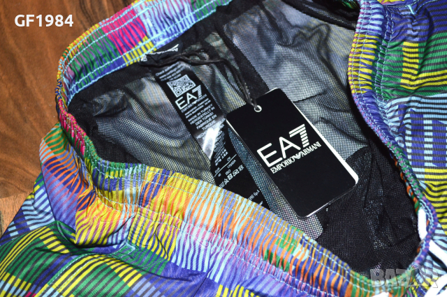 EA7 , Emporio Armani - мъжки шорти, размер 46(S), снимка 3 - Други - 44988696