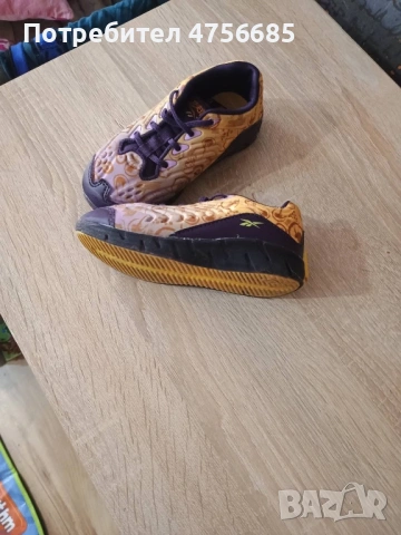 Детски маратонки Reebok 23 номер, снимка 2 - Детски маратонки - 53731727