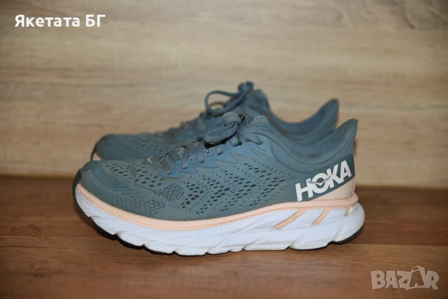 HOKA оригинални маратонки, номер 36 2/3, снимка 2 - Маратонки - 50539292