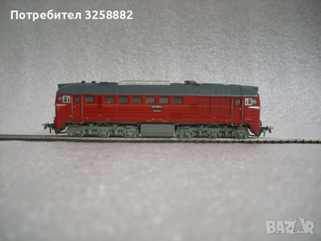 Локомотив PIKO BR 120 HO