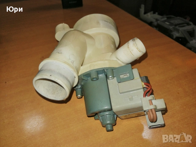 Продавам двигател, водна помпа, реотан и електроника за пералня Candy SMART, снимка 2 - Други - 53215489