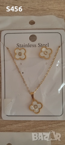 Маркови бижута+ Подарък Van Cleef бижута,Prada, Gucci, Chanel,,Loewe,Miu miu, Louis Vuitton , снимка 15 - Други - 52046414