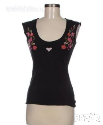 Дамска тениска XS, снимка 2 - Тениски - 50180548