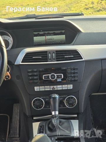 Mercedes W204 220CDI 2013г., снимка 16 - Автомобили и джипове - 54071763