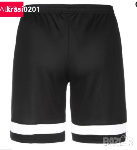 Оригинален екип на Nike! ХХЛ, снимка 3 - Спортни дрехи, екипи - 46142847