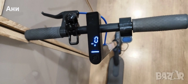 Продавам Електрическа Тротинетка Xiaomi Mi Electric Scooter 3 графитено сива, снимка 6 - Скейтборд, ховърборд, уейвборд - 54206430