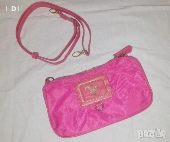 PRADA чантичка 