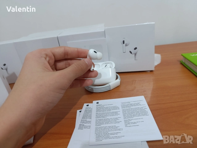 Airpods pro , снимка 4 - Bluetooth слушалки - 53612386