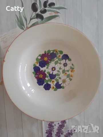 Порцеланови чинии 