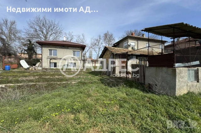 Двуетажна къща с просторен двор в гр. Попово, снимка 4 - Къщи - 53996839