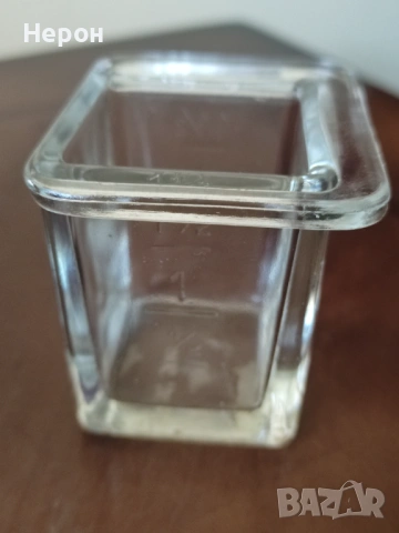 Машинка за млене на пипер/подправки, снимка 6 - Колекции - 53672419