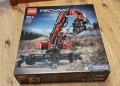 НОВ Lego Technic 42144 Material Handler Лего Техник Товарен Кран, снимка 1