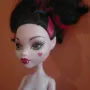 Колекционерска кукла Monster High Draculaura Mattel 2008 004 4HF2, снимка 2