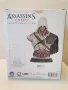 Екшън фигура Assassin's Creed Legacy Collection Ezio Auditore "Лична колекция", снимка 5