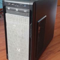 PC геймърска кутия Cooler Master + подарък вентилатори, снимка 1 - Захранвания и кутии - 45324420