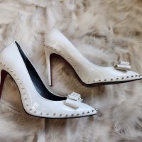 Бели елегантни обувки , снимка 4 - Дамски обувки на ток - 45584838