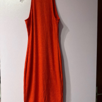 Червена рокля , снимка 2 - Рокли - 45039594
