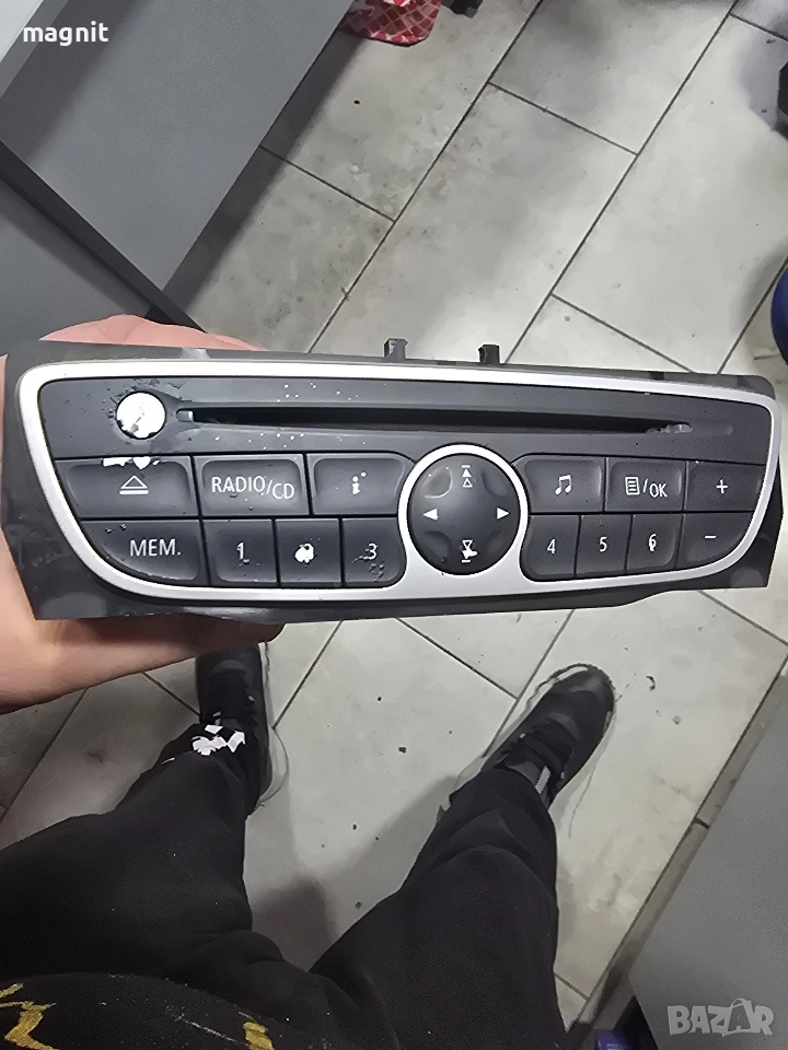 CD за Рено Меган 3 Renault Megane 3 III 281150030R, снимка 1