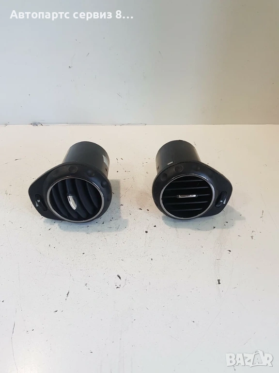 Alfa Romeo 147 2007 ляв и десен въздушен отвор за табло оригинален, снимка 1