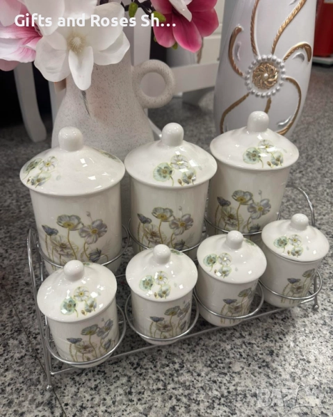 Порцеланов комплект от 7 буркана за съхранение с цветя, с метална поставка, снимка 1