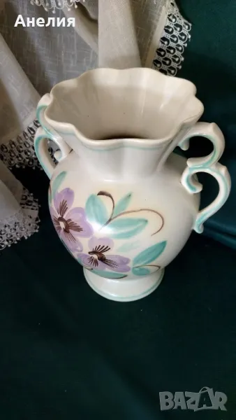 Ваза с виолетки, снимка 1