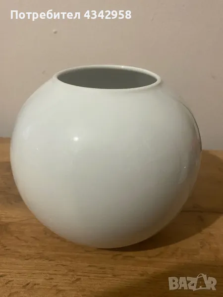 Kaiser. Germany.1979 г. Порцеланова ваза., снимка 1