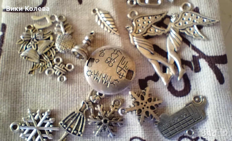 Лот декоративни висулки – ангели, снежинки, празнични мотиви, снимка 1