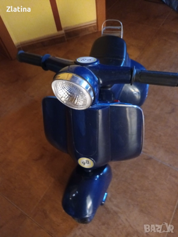 Детско акумолаторно моторче , снимка 1